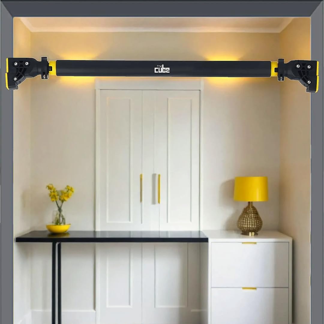 Cube Club Adjustable Pull Up Bar (93 cm - 118 cm)