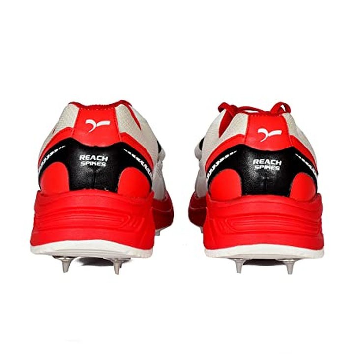 Sega Reach Spikes Cricket Shoes