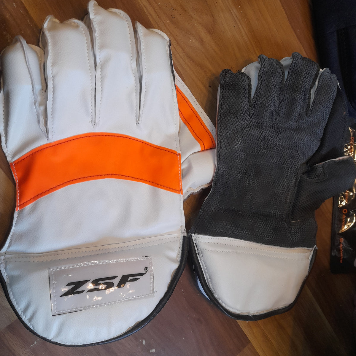 Lido Wicket Keeper Gloves Super