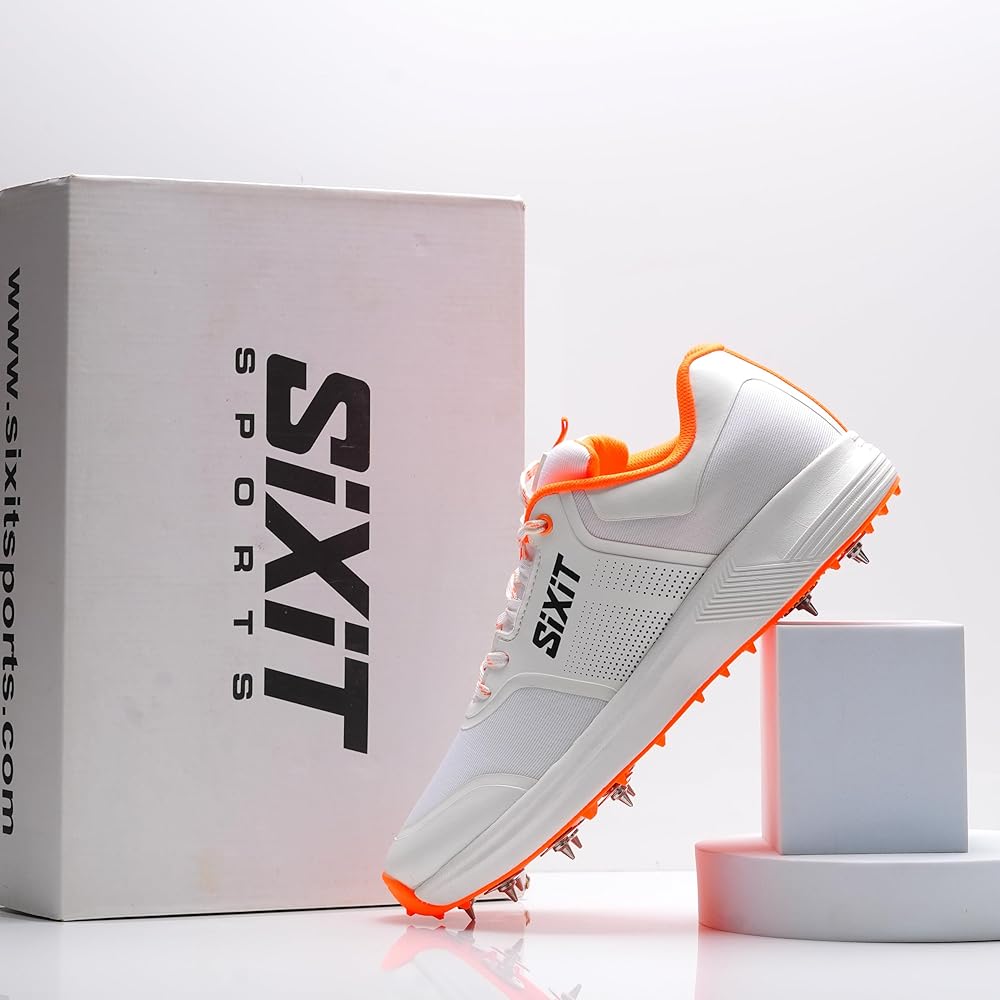 Sixit Spike Cricket Shoes CTM00004