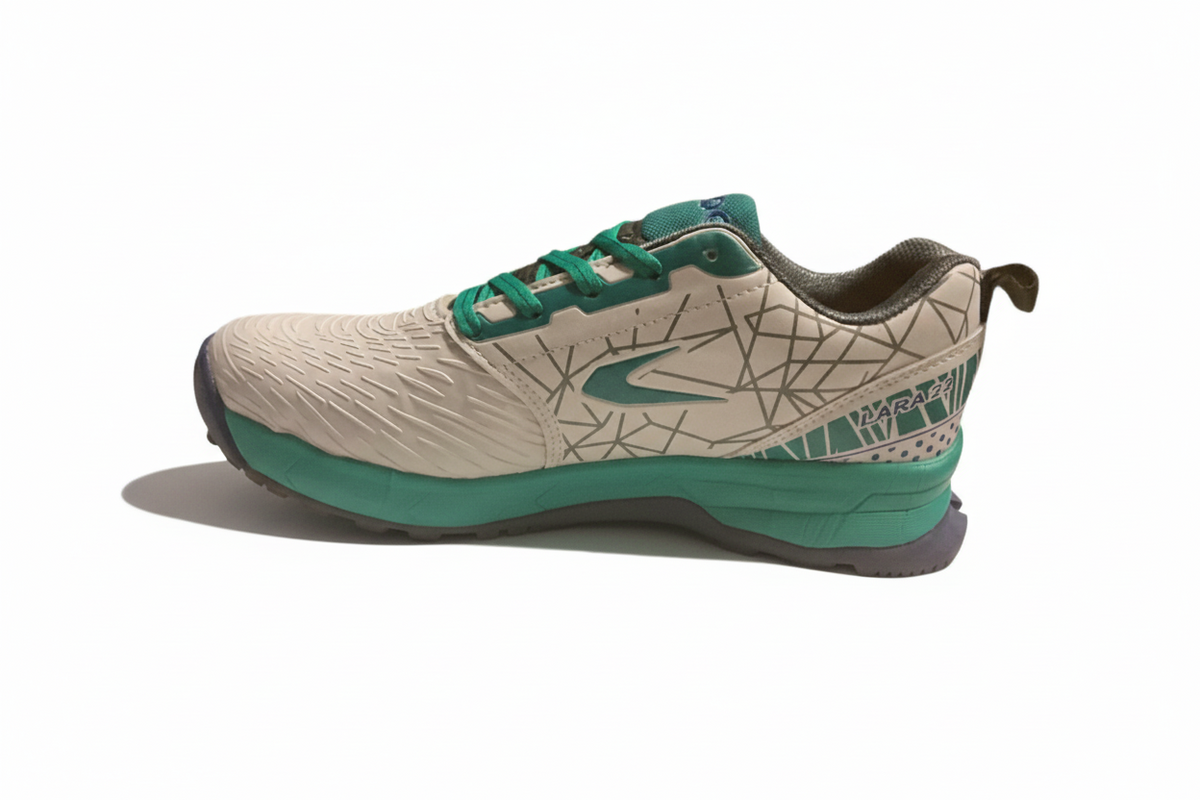 Cricket Shoes Lara 2.2