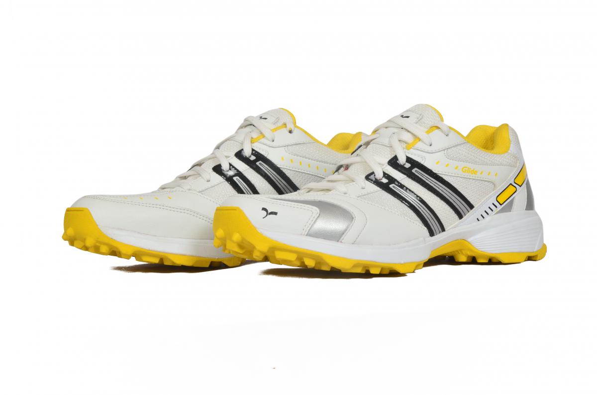 SEGA Glide Rubber Spikes Cricket Shoes